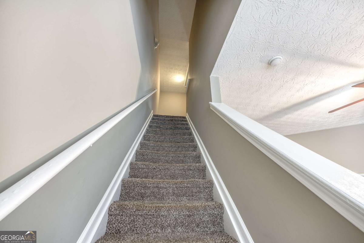 Vinings Crest - Residential Lease