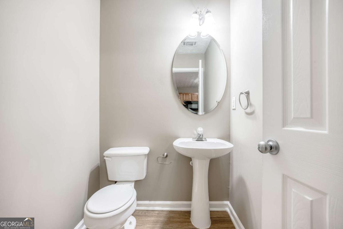 Vinings Crest - Residential Lease