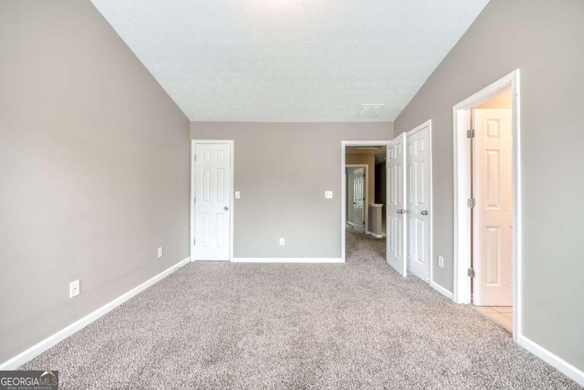 Vinings Crest - Residential Lease