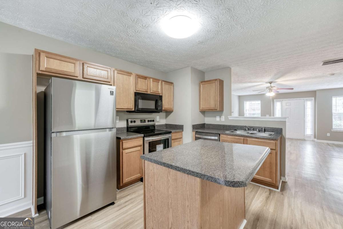 Vinings Crest - Residential Lease