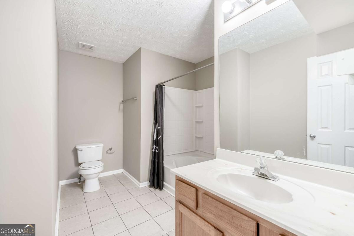 Vinings Crest - Residential Lease