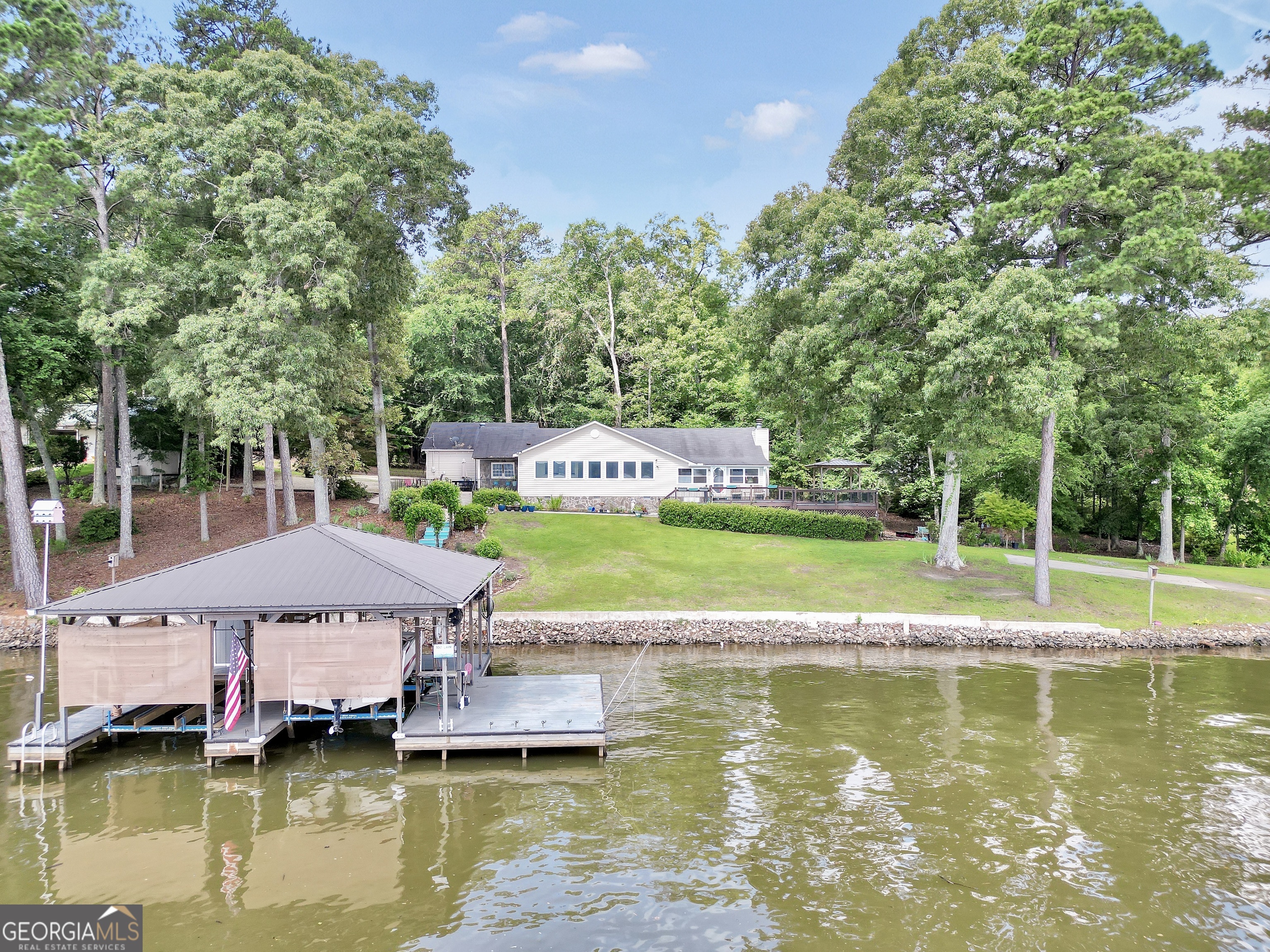 172 B Hummingbird LN