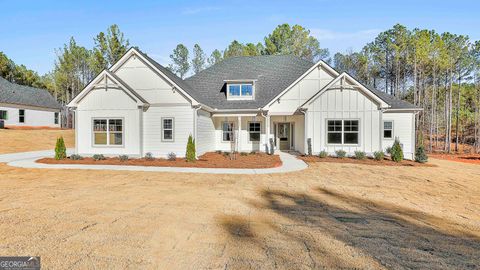 Photo of 188 Tattersall Way #5-99, Senoia, GA 30276 (MLS # 10588271)