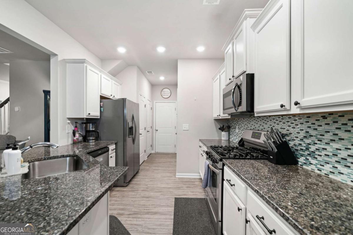 Victoria Crossing - Residential