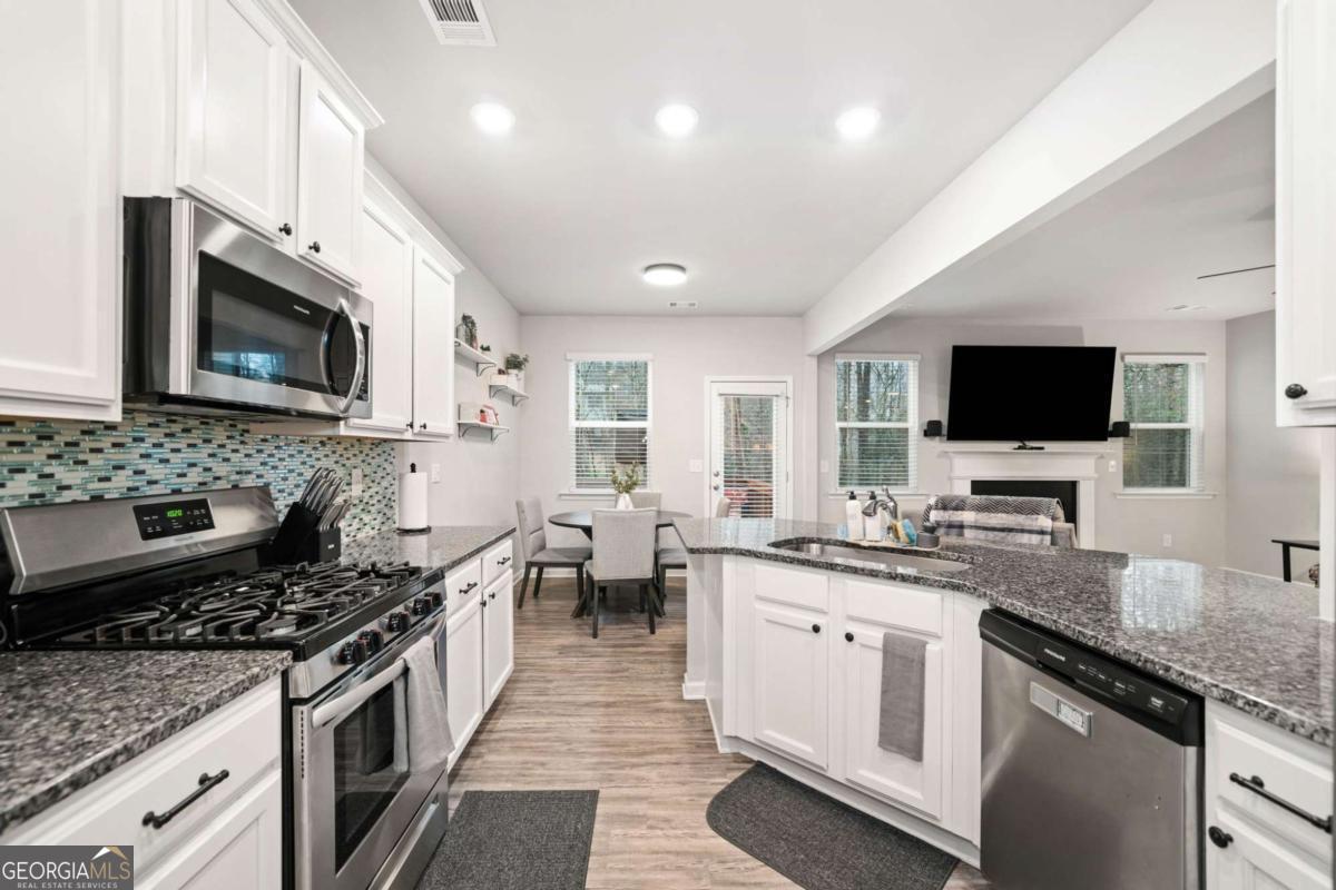 Victoria Crossing - Residential