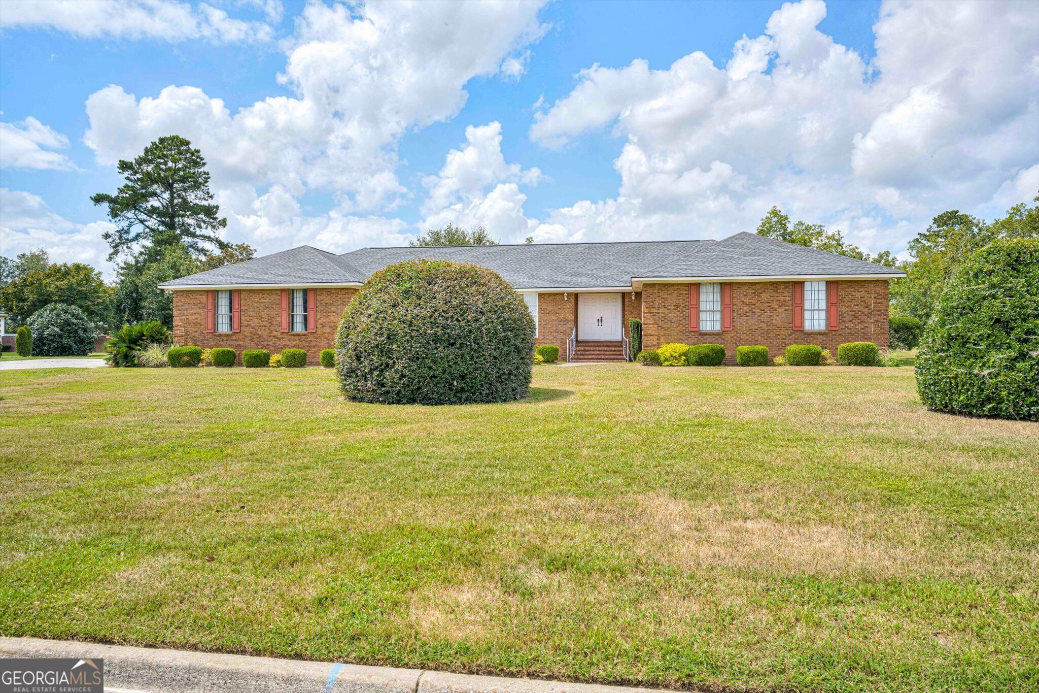 1509 Weaver DR