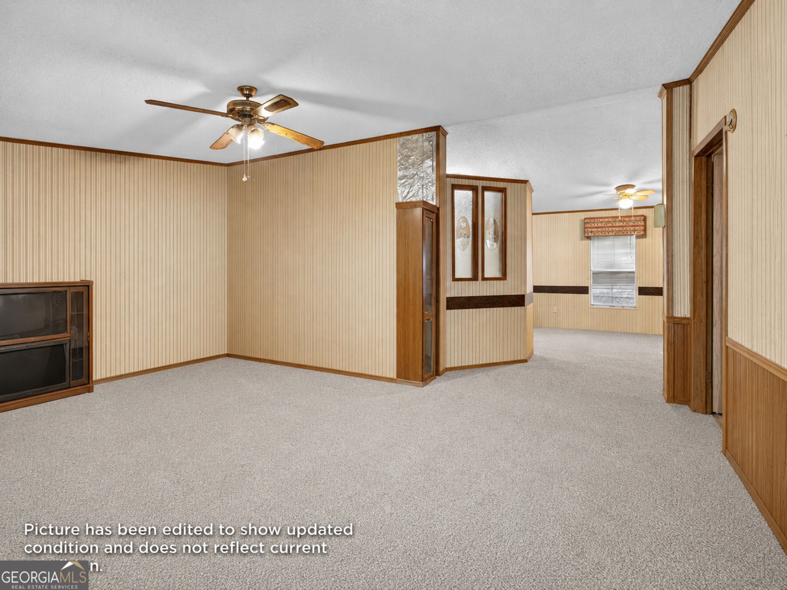 156 Mulberry CIR