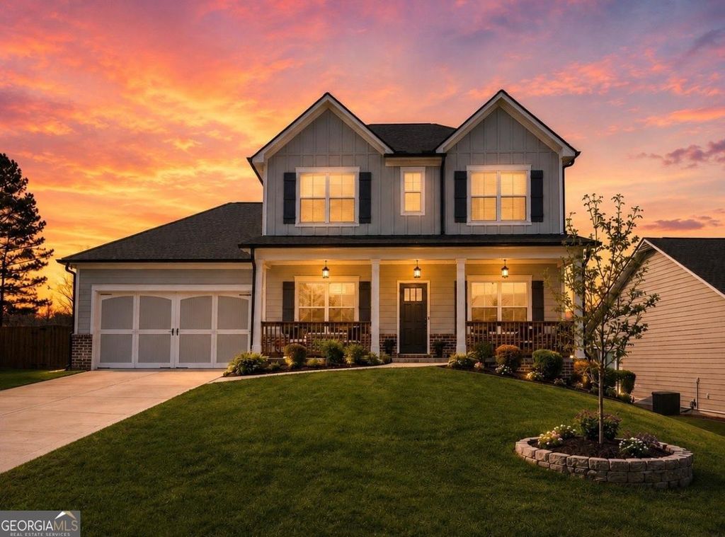 Photo of 543 Calgary Downs Drive, Winder, GA 30680 (MLS # 10763098)