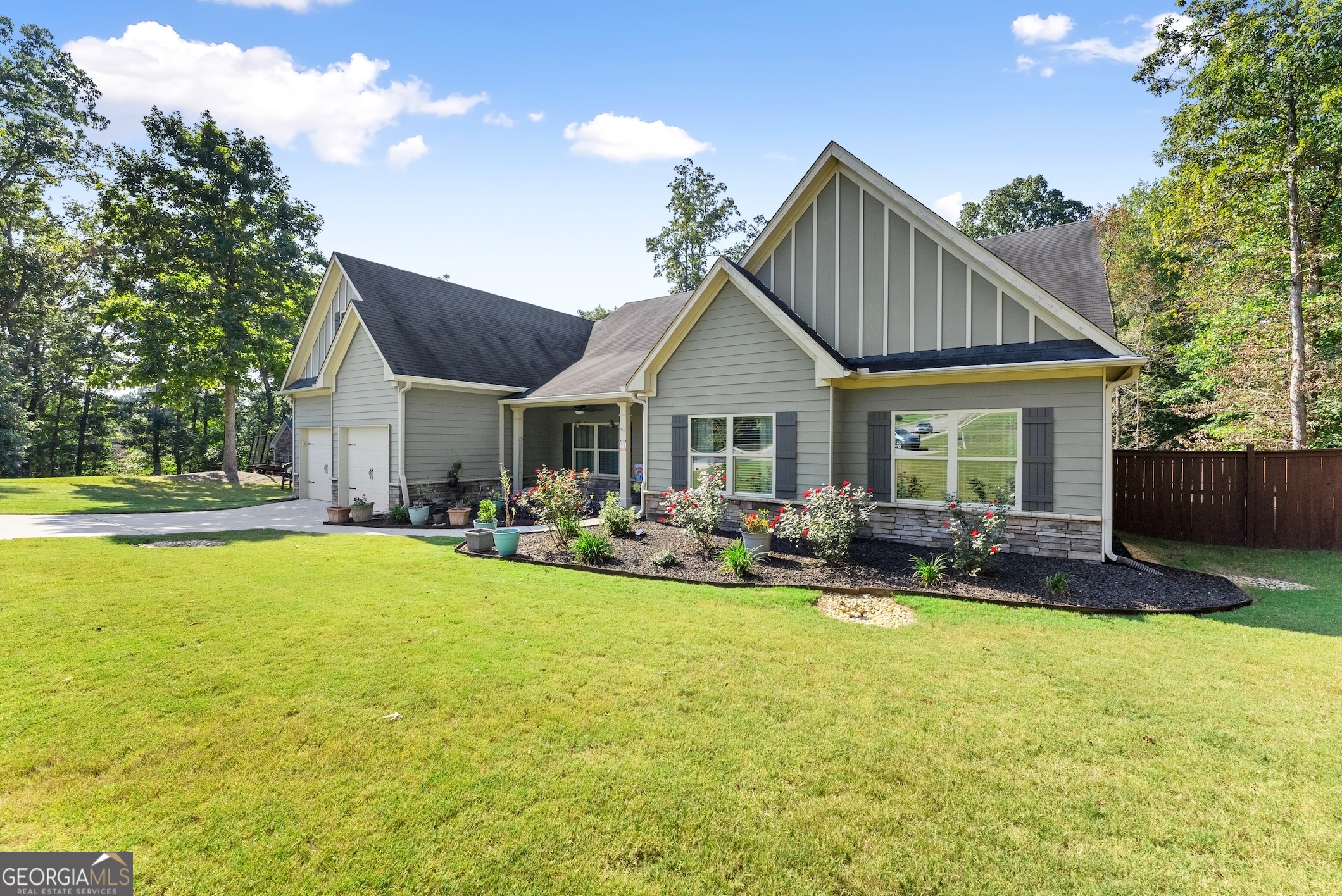 1557 Shadowstone CIR