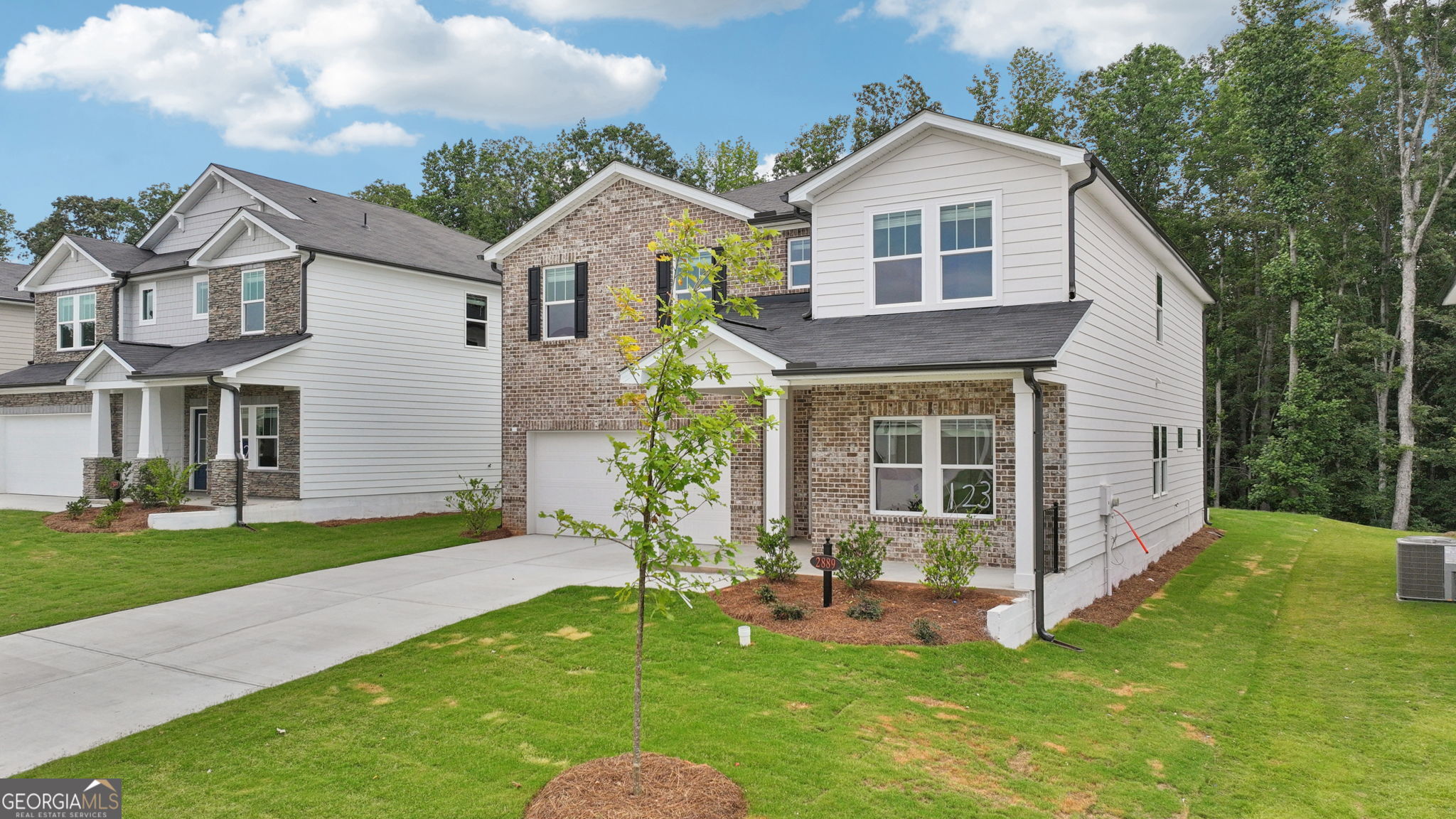 2889 SWEET RED CIRCLE CIR