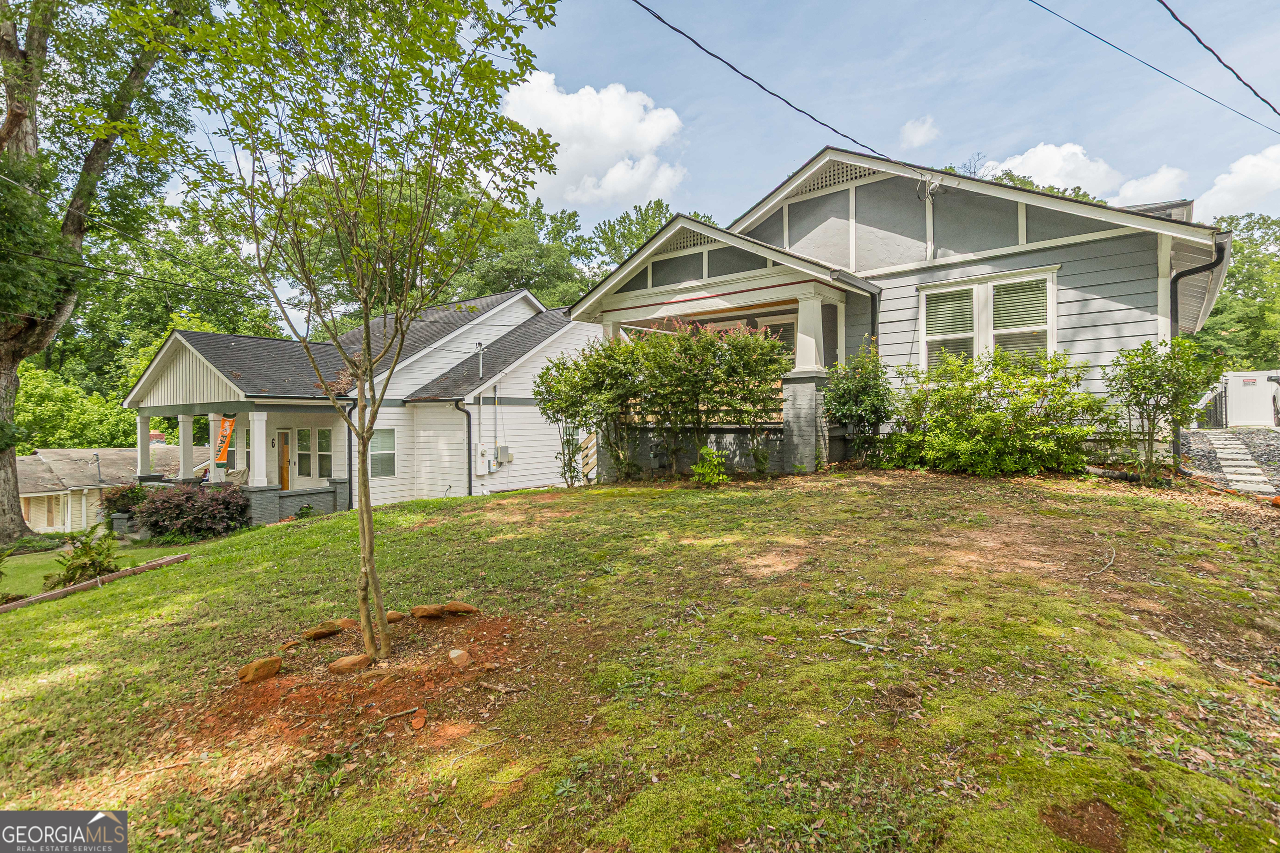 8 S Eugenia PL NW