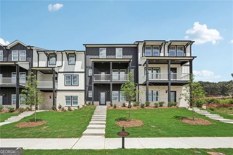 5960 Molo LN Cumming GA 30041