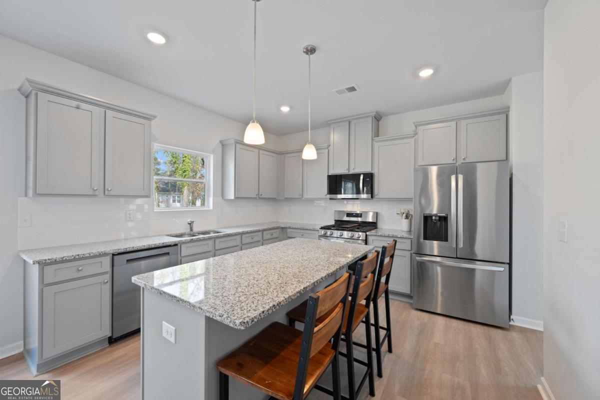 1441 Stephens View DR