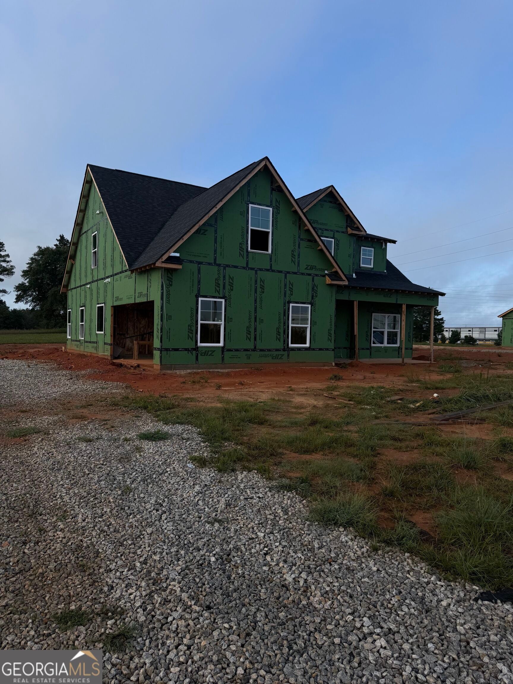 320 Colvin DR