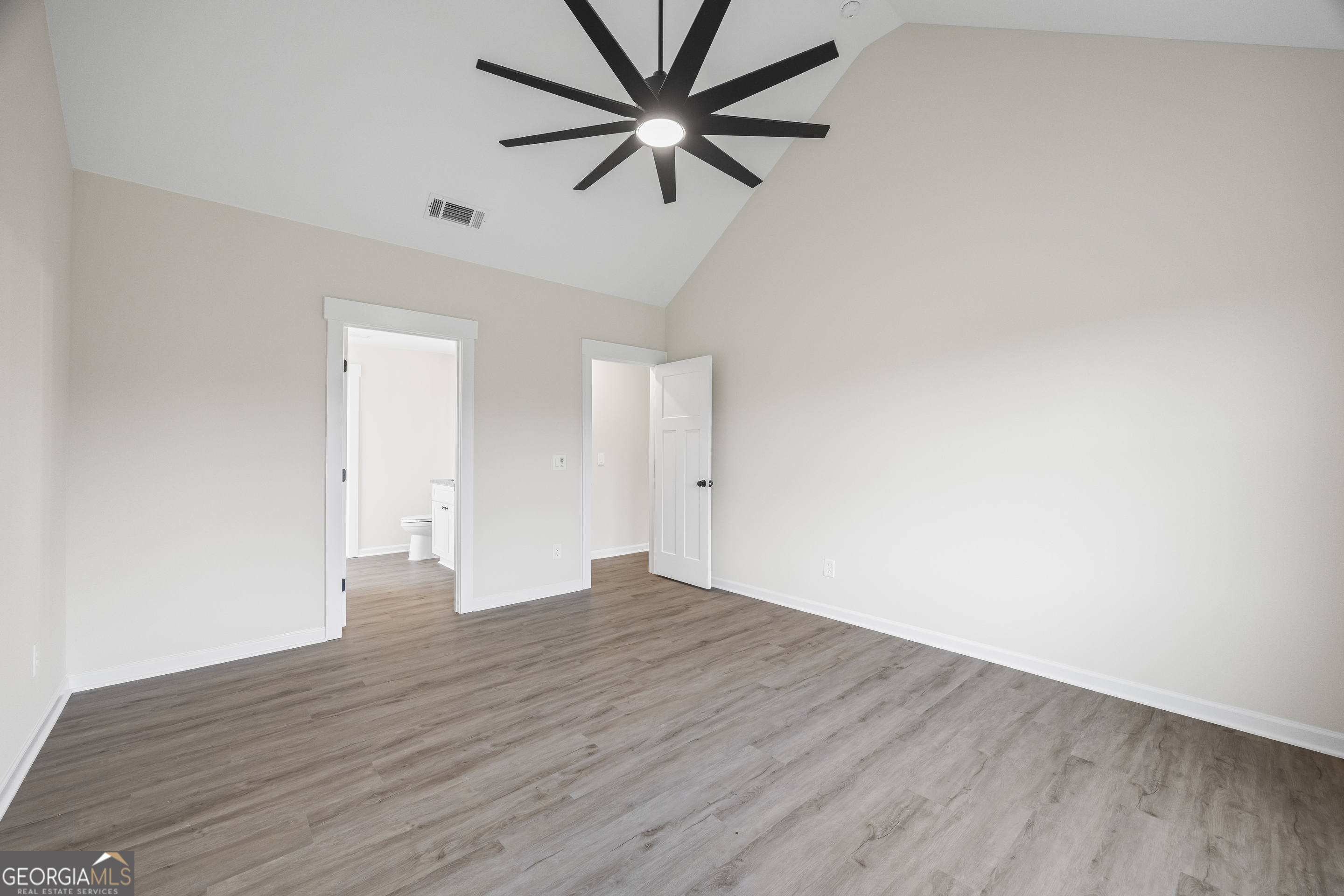 Toccoa, Georgia 30577, United States, 4 Bedrooms Bedrooms, ,2 BathroomsBathrooms,Residential,Active,16479