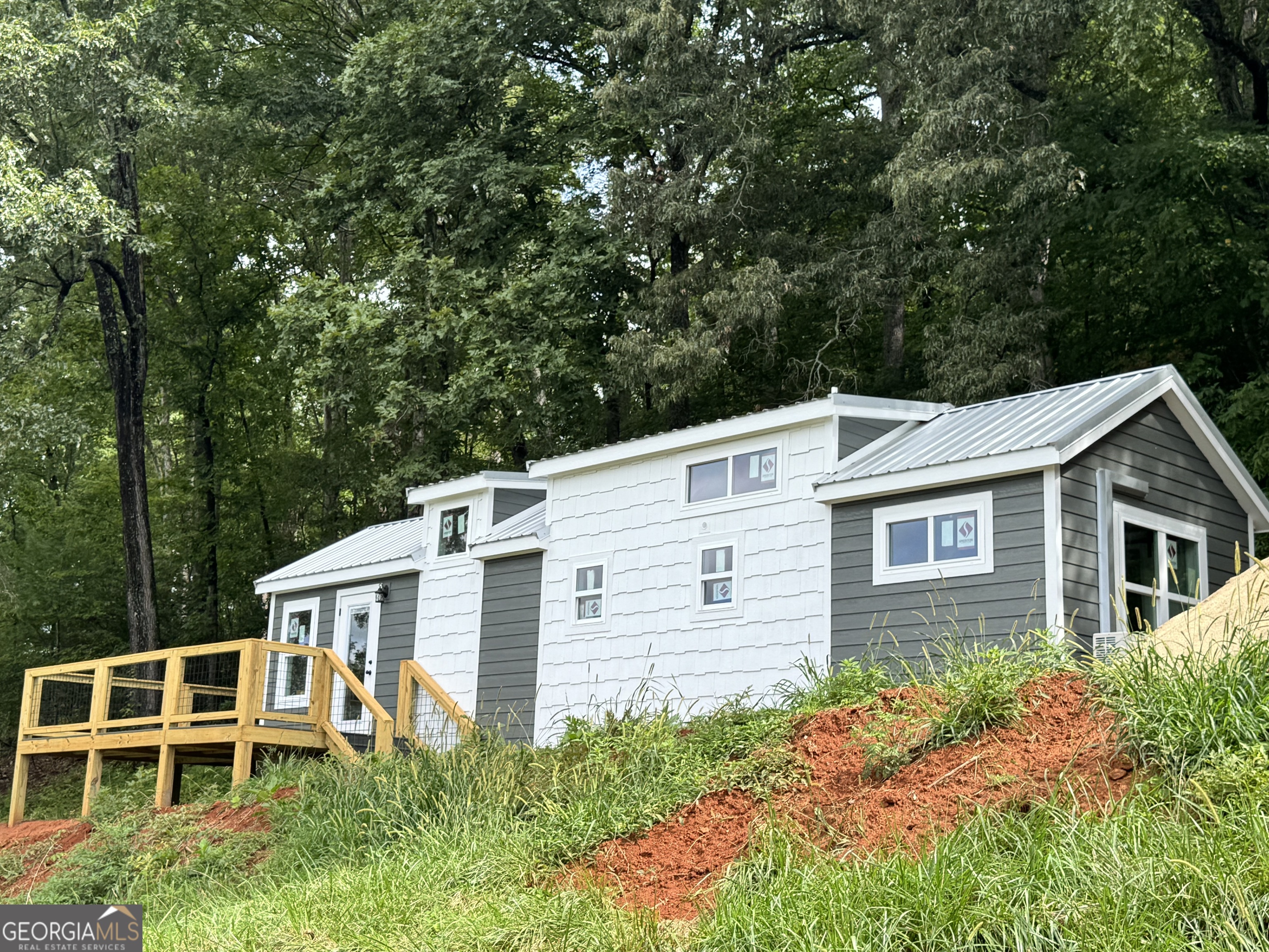 527 Saunders RD LOT 10