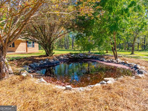 A home in Blackshear