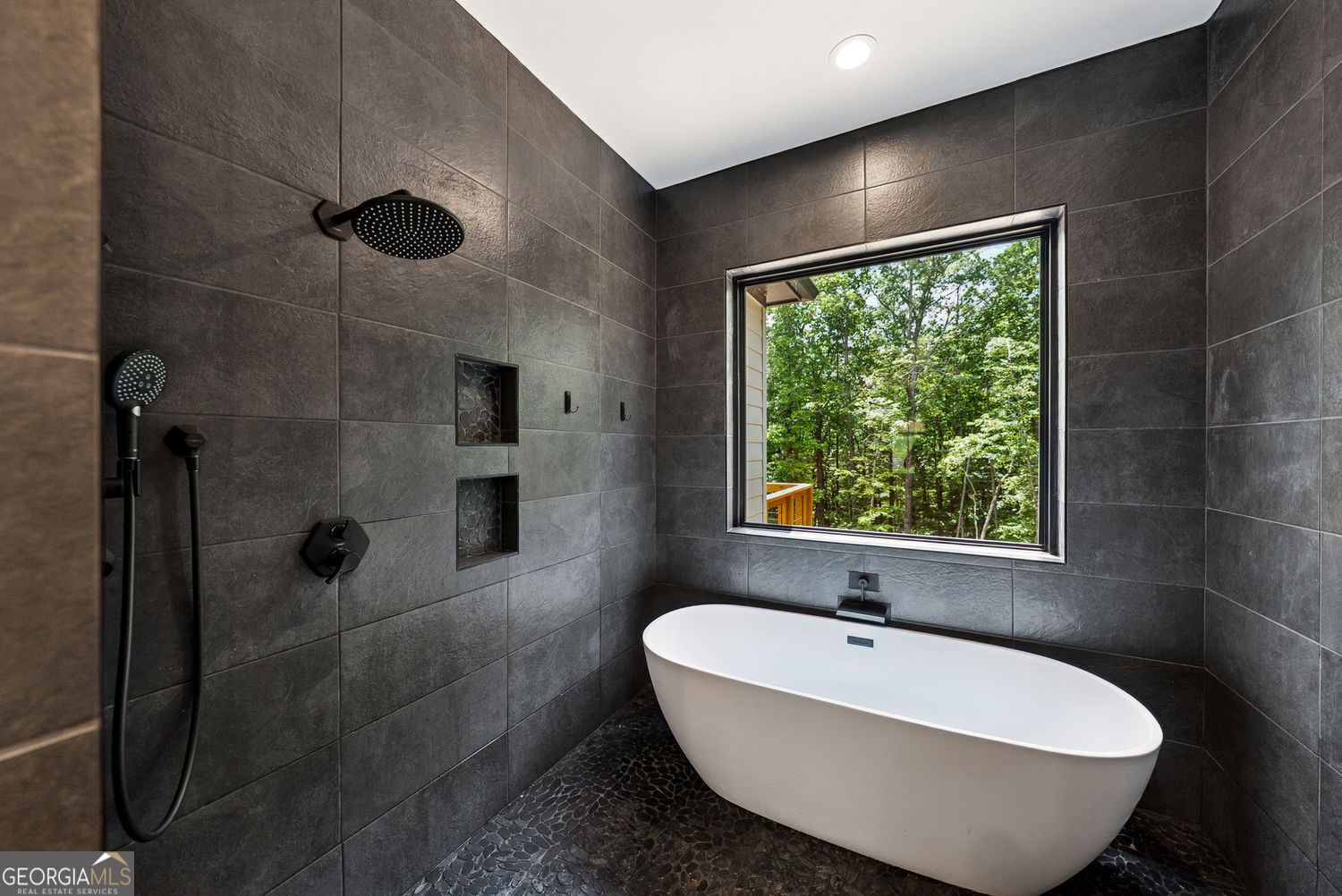 Talking Rock, Georgia 30175, United States, 4 Bedrooms Bedrooms, ,5 BathroomsBathrooms,Residential,Active,160434