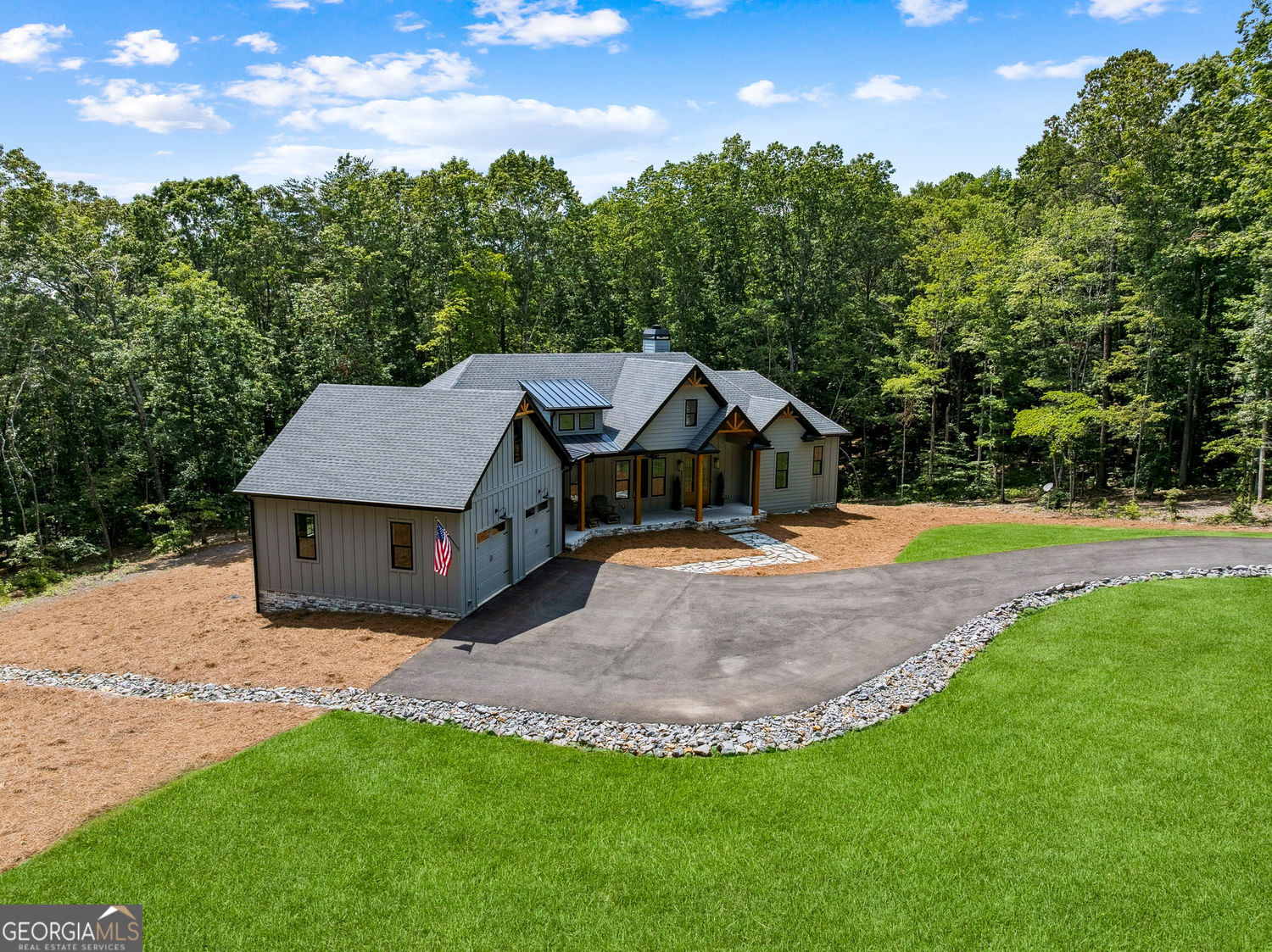 Talking Rock, Georgia 30175, United States, 4 Bedrooms Bedrooms, ,5 BathroomsBathrooms,Residential,Active,160434