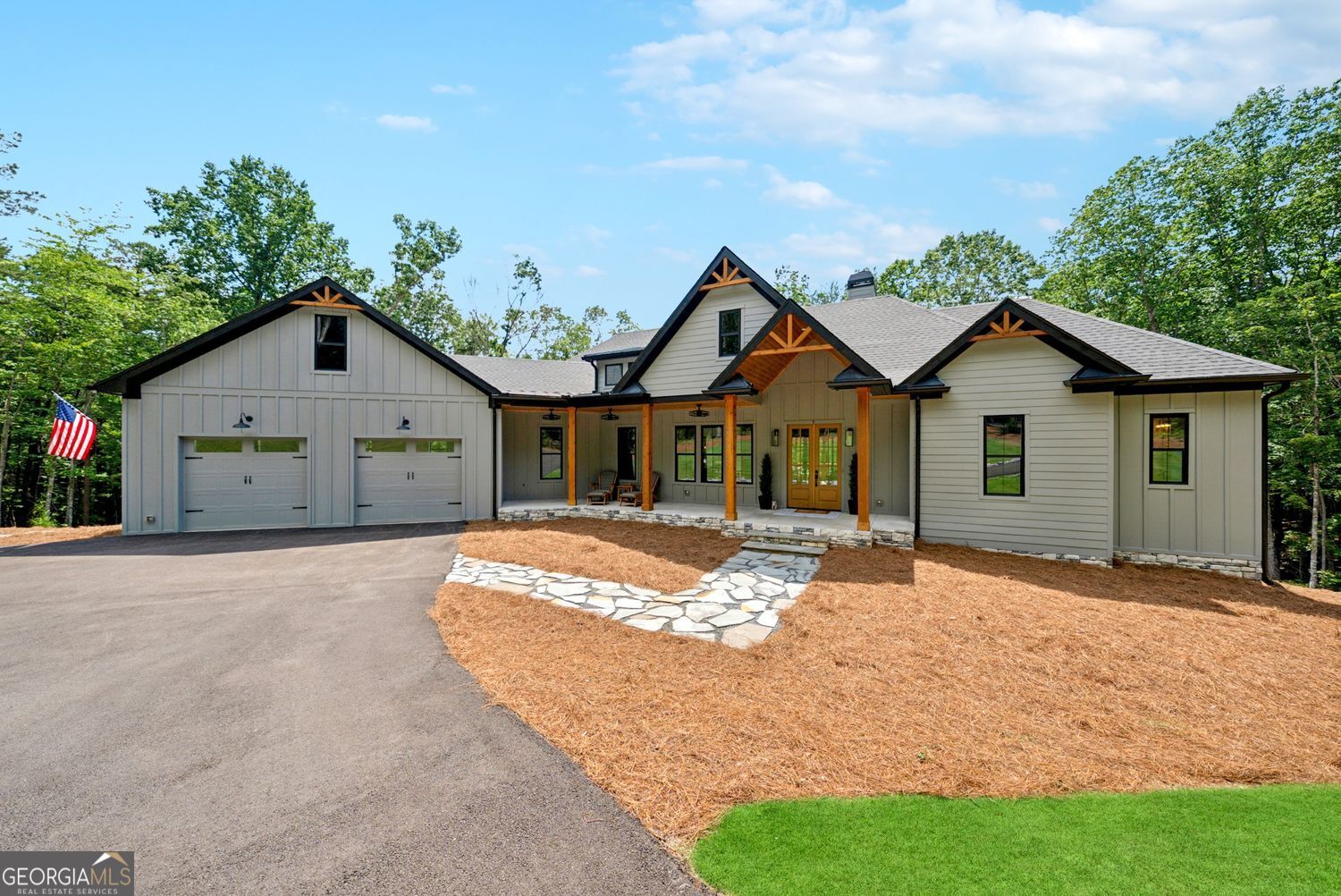 Talking Rock, Georgia 30175, United States, 4 Bedrooms Bedrooms, ,5 BathroomsBathrooms,Residential,Active,160434