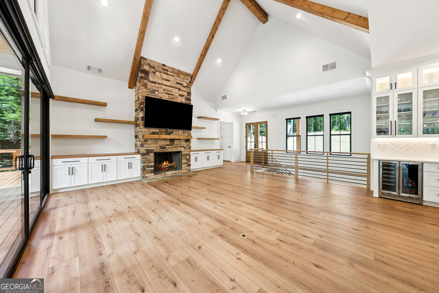 Talking Rock, Georgia 30175, United States, 4 Bedrooms Bedrooms, ,5 BathroomsBathrooms,Residential,Active,160434