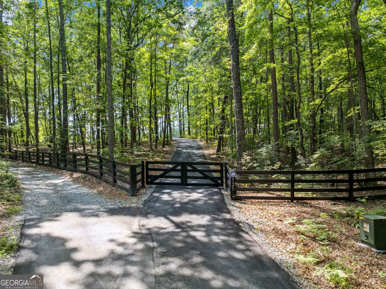 Talking Rock, Georgia 30175, United States, 4 Bedrooms Bedrooms, ,5 BathroomsBathrooms,Residential,Active,160434