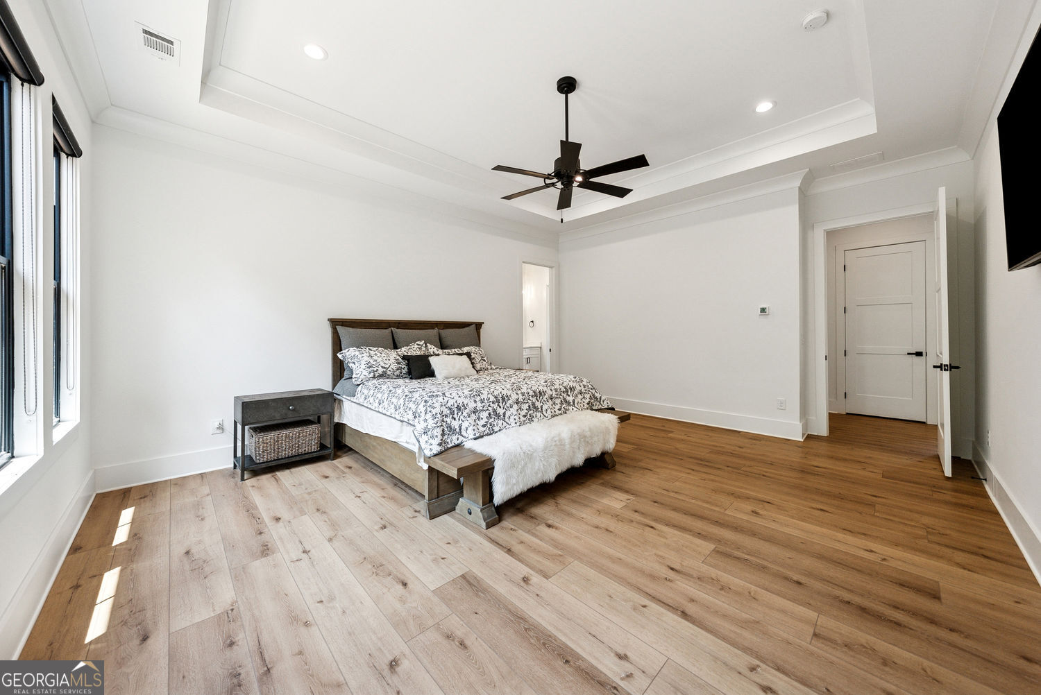 Talking Rock, Georgia 30175, United States, 4 Bedrooms Bedrooms, ,5 BathroomsBathrooms,Residential,Active,160434