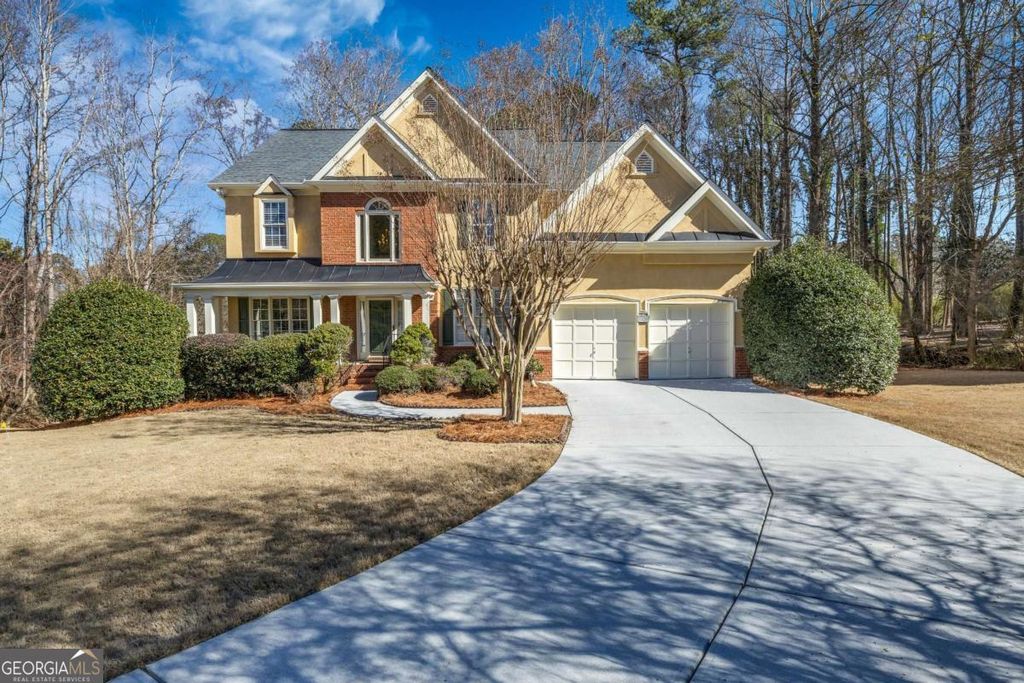 Photo of 2214 Foxboro Lane, Dunwoody, GA 30360 (MLS # 10694109)