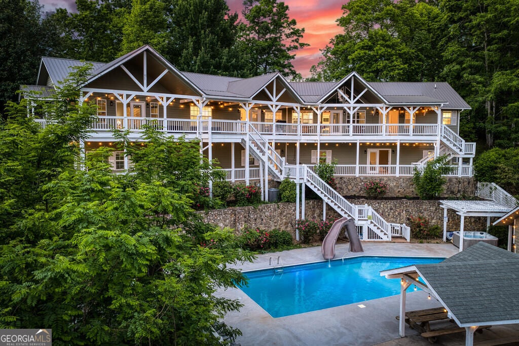132 Oak Ridge WAY