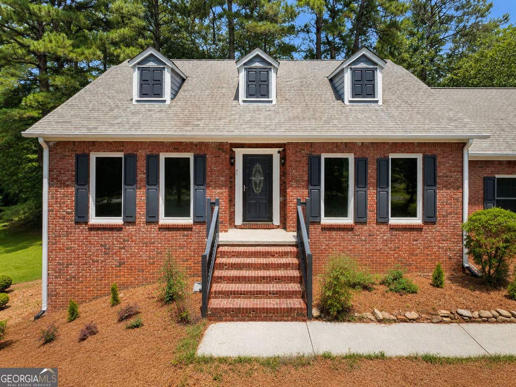 Photo of 4521 S Roberts Drive, Buford, GA 30518 (MLS # 10825832)