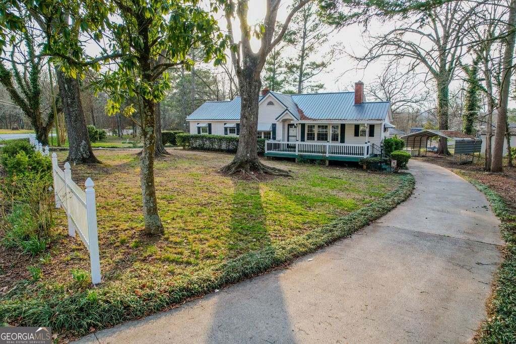 Photo of 231 Mountain View Road, Trion, GA 30753 (MLS # 10696454)