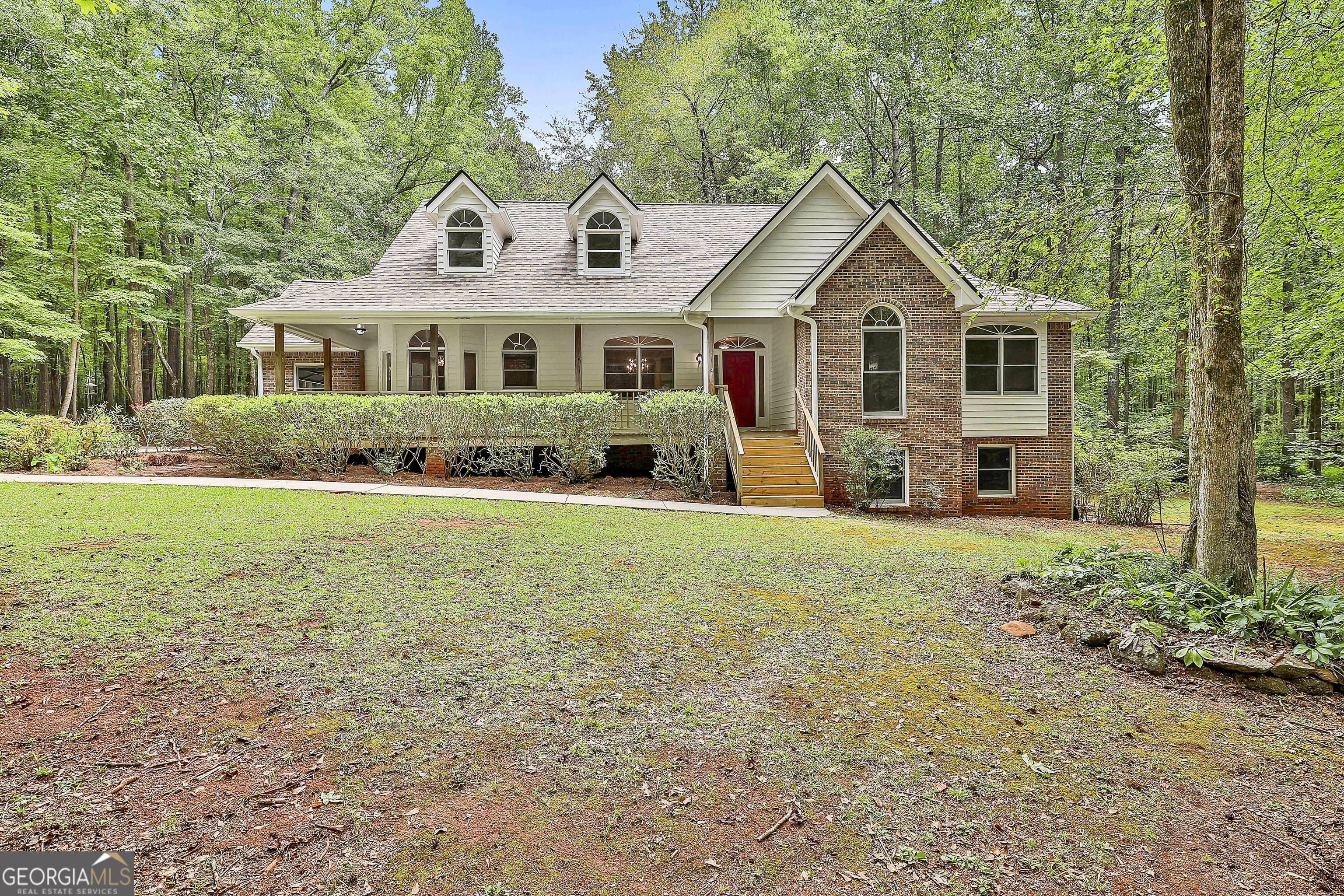 1497 Hines RD