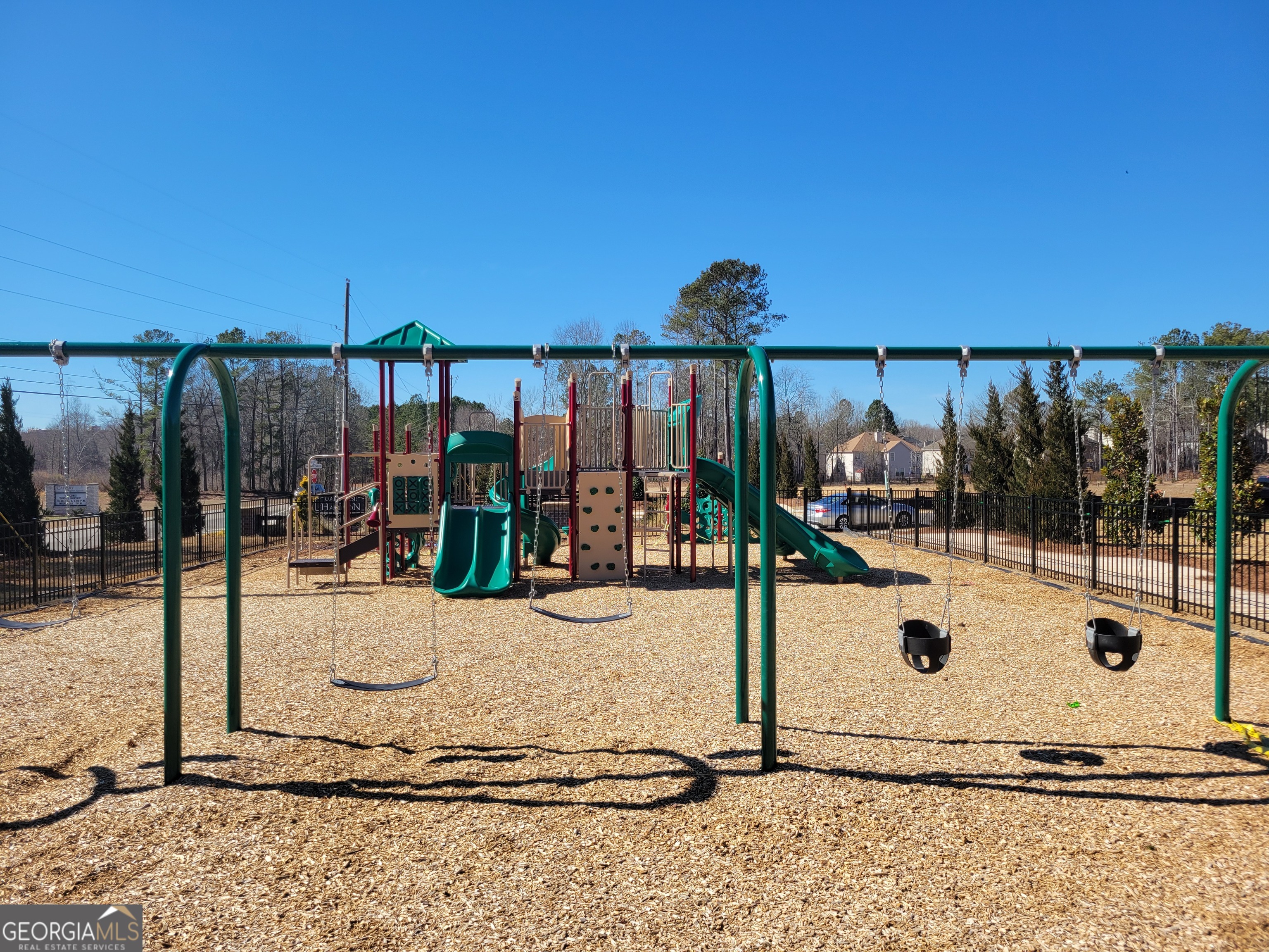 335 Friendship Oak WAY