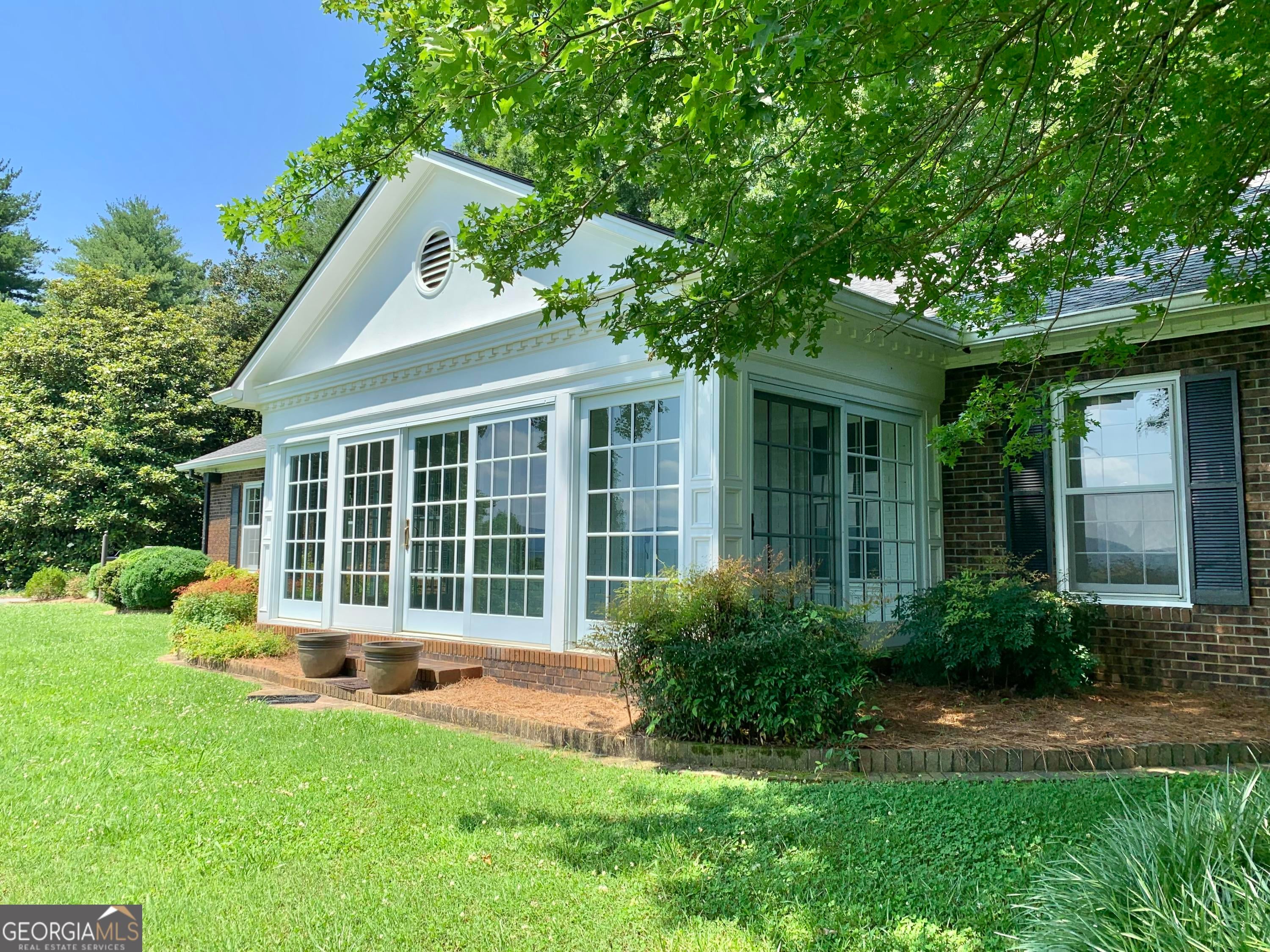 130 Apple Blossom LN