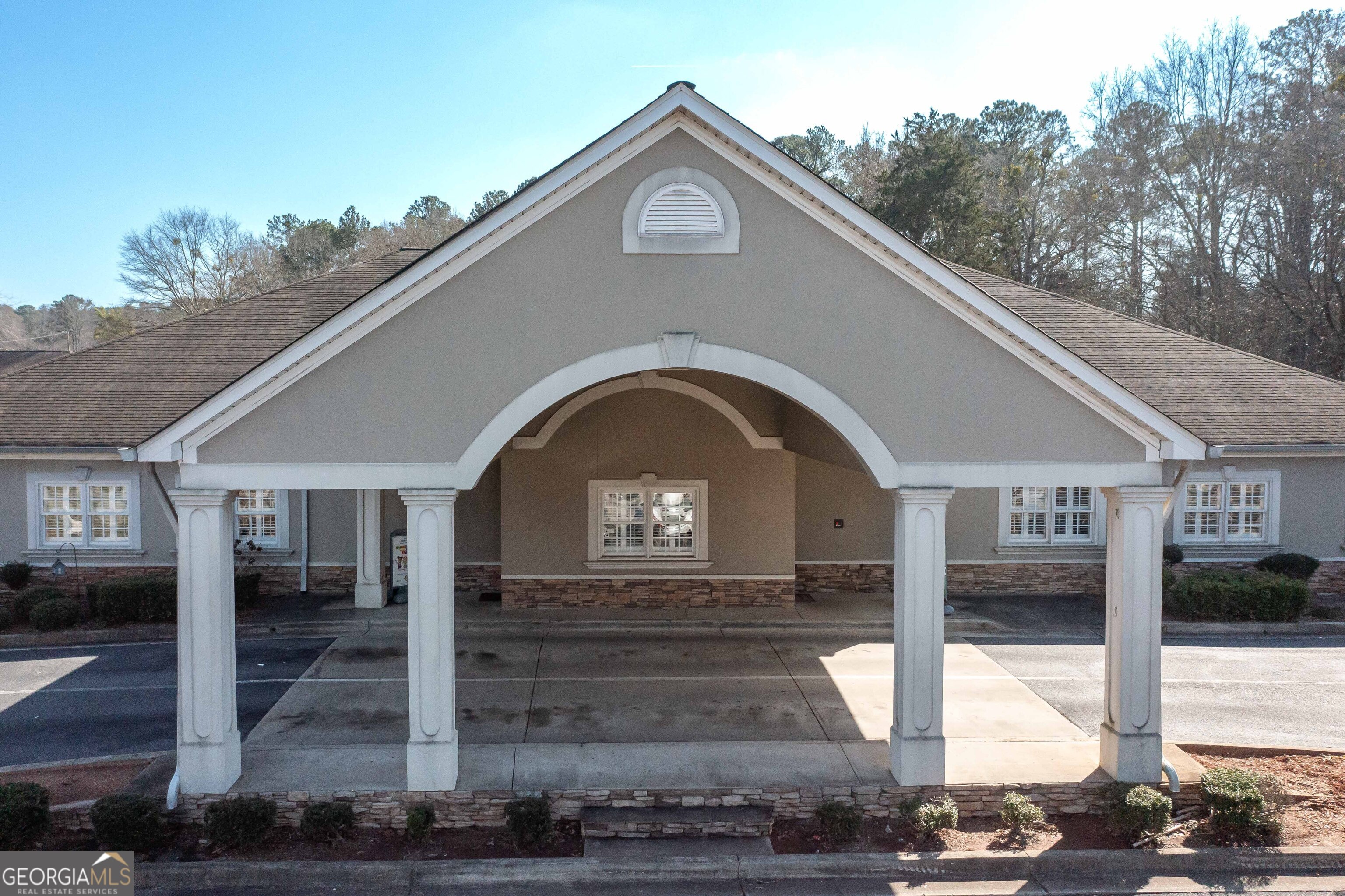 516 W Bankhead HWY