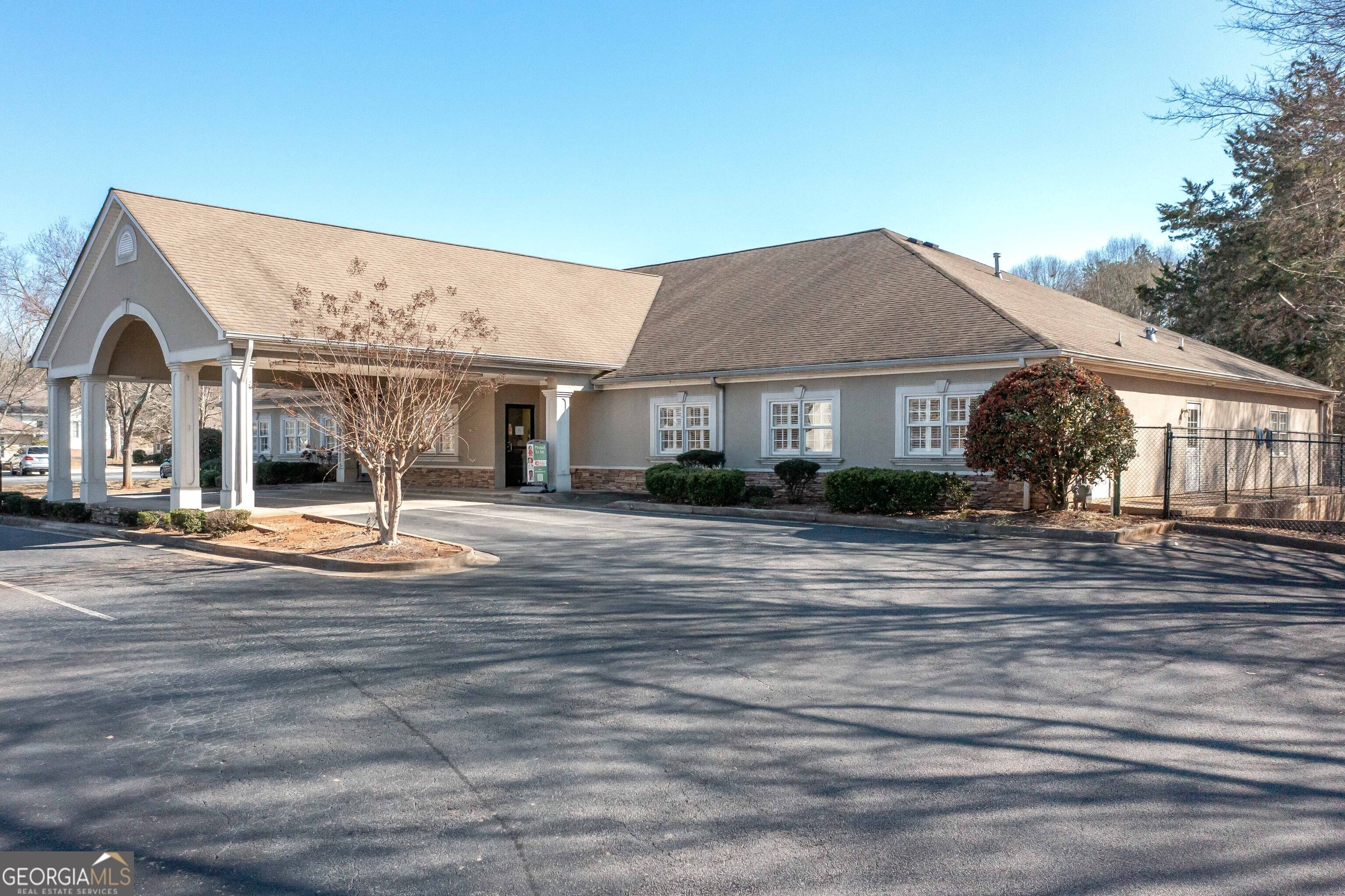 516 W Bankhead HWY