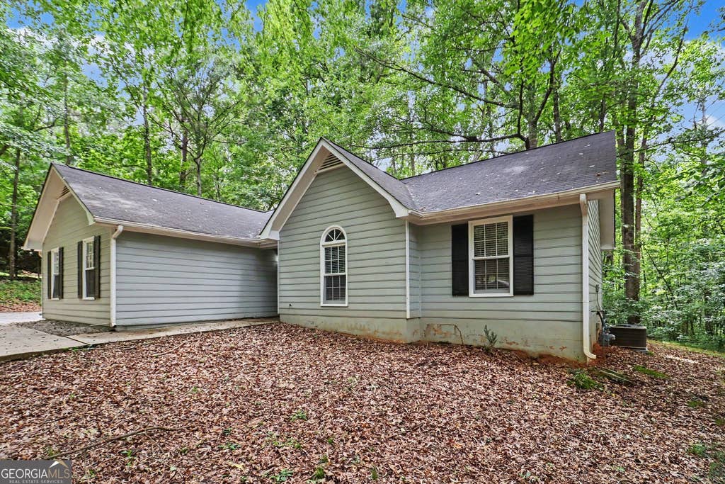 Photo of 160 Vineyards Drive, Newnan, GA 30265 (MLS # 10791686)