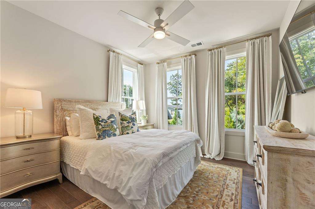 Chiswick - Residential
