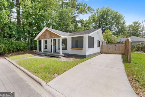 911 Hamilton CT Savannah GA 31401