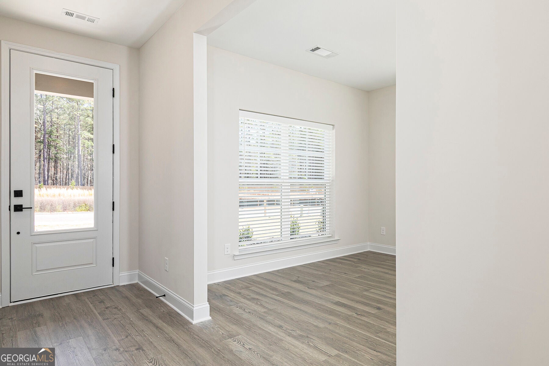 132 Cantrell DR