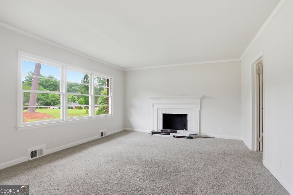 Photo of 1101 Skyline Drive, Griffin, GA 30224 (MLS # 10789885)