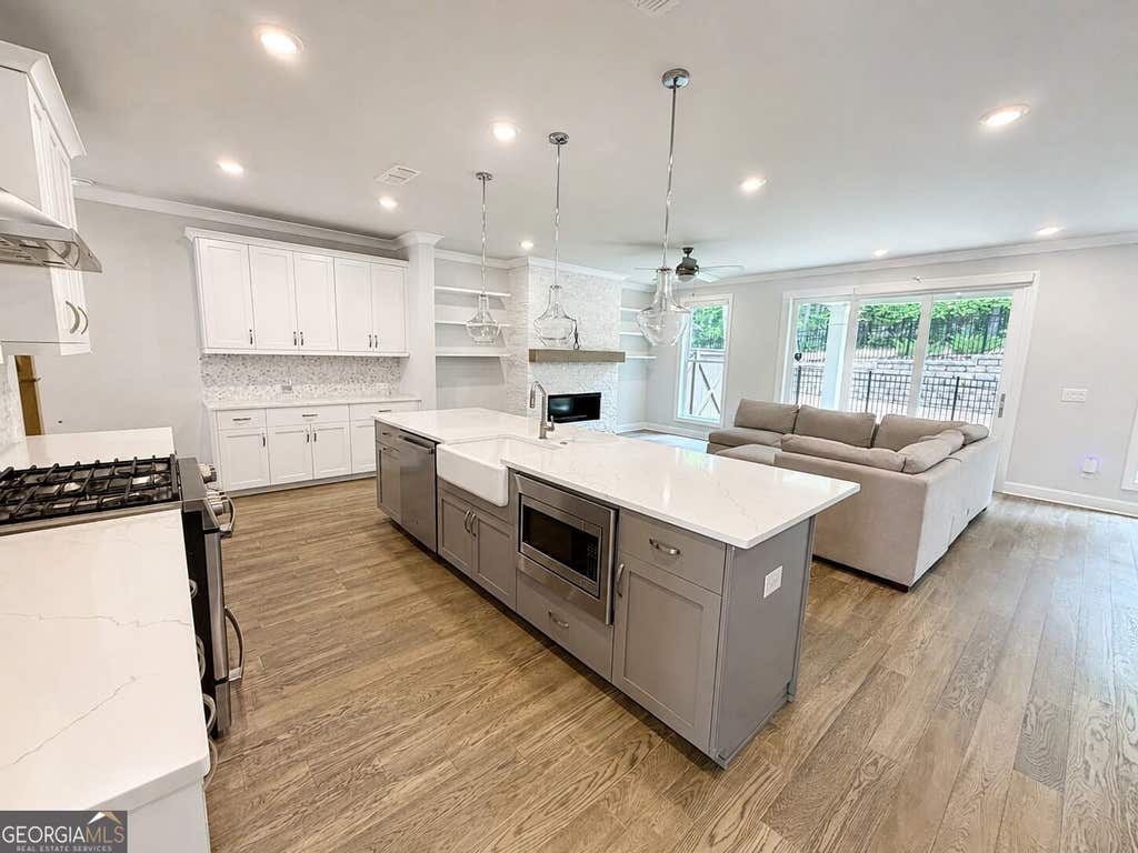Photo of 417 Duncan Dene Drive, Johns Creek, GA 30022 (MLS # 10830384)