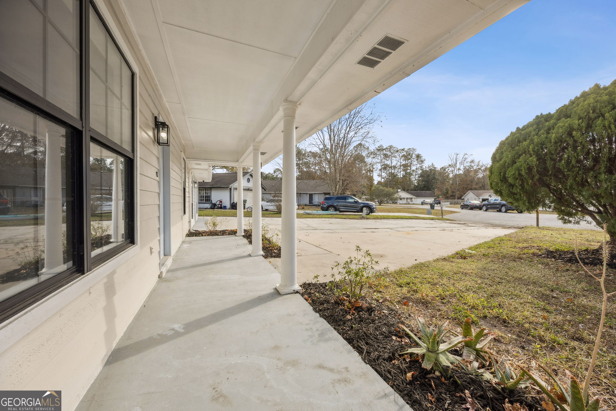 106 Meadow CT