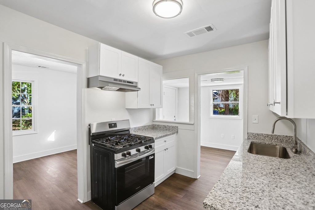 Photo of 1330 Lynford Drive SW, Atlanta, GA 30310 (MLS # 10872682)