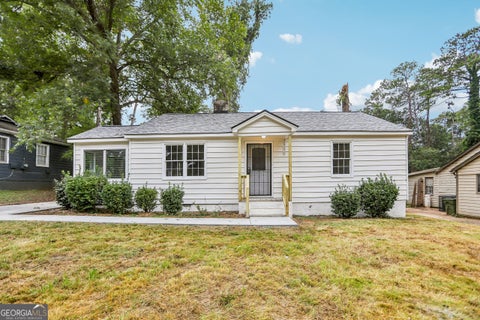 Photo of 1330 Lynford Drive SW, Atlanta, GA 30310 (MLS # 10872682)