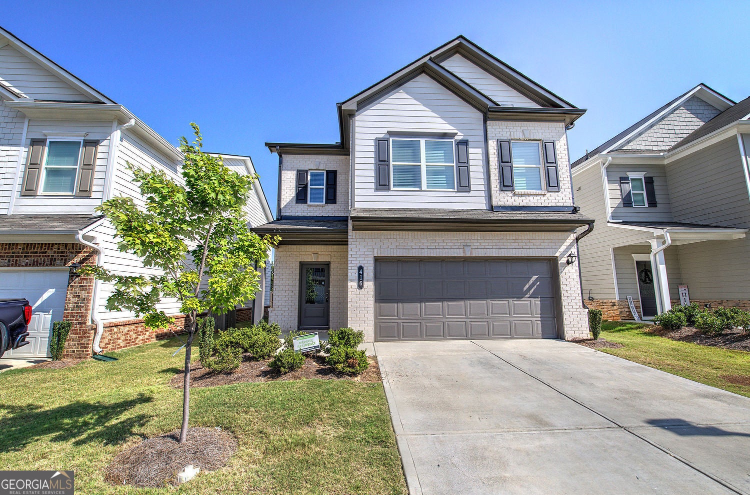 416 PERTH DR