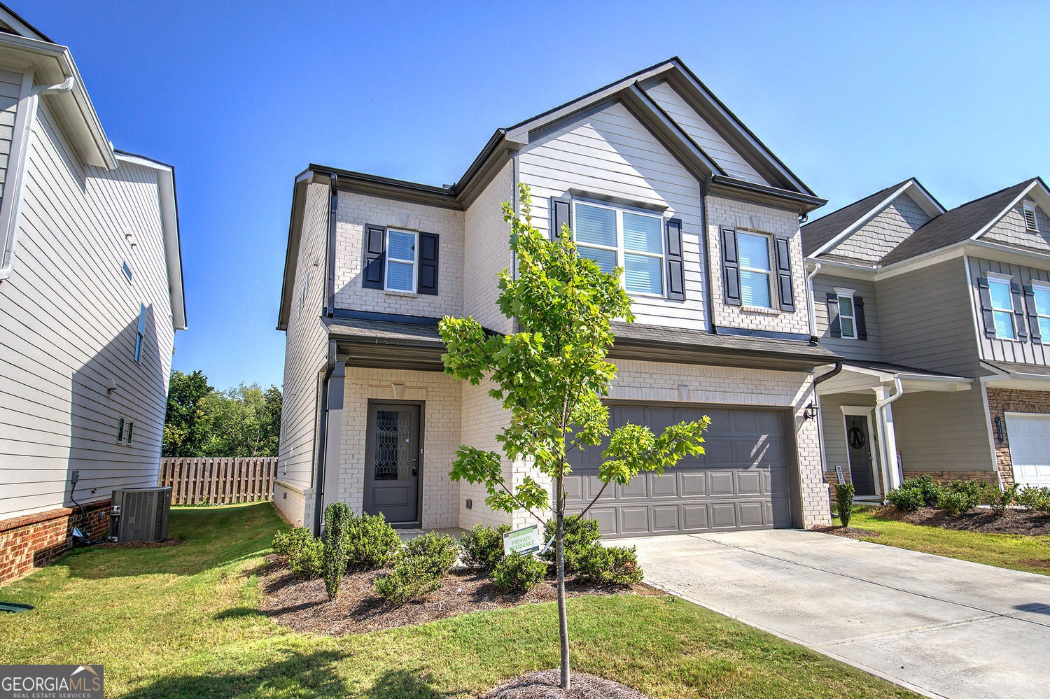416 PERTH DR