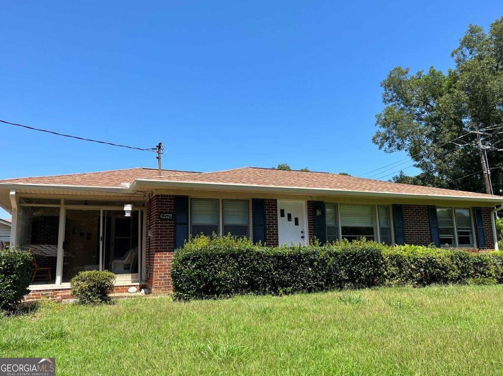 Photo of 1496 Railroad Avenue, Sugar Hill, GA 30518 (MLS # 10656161)
