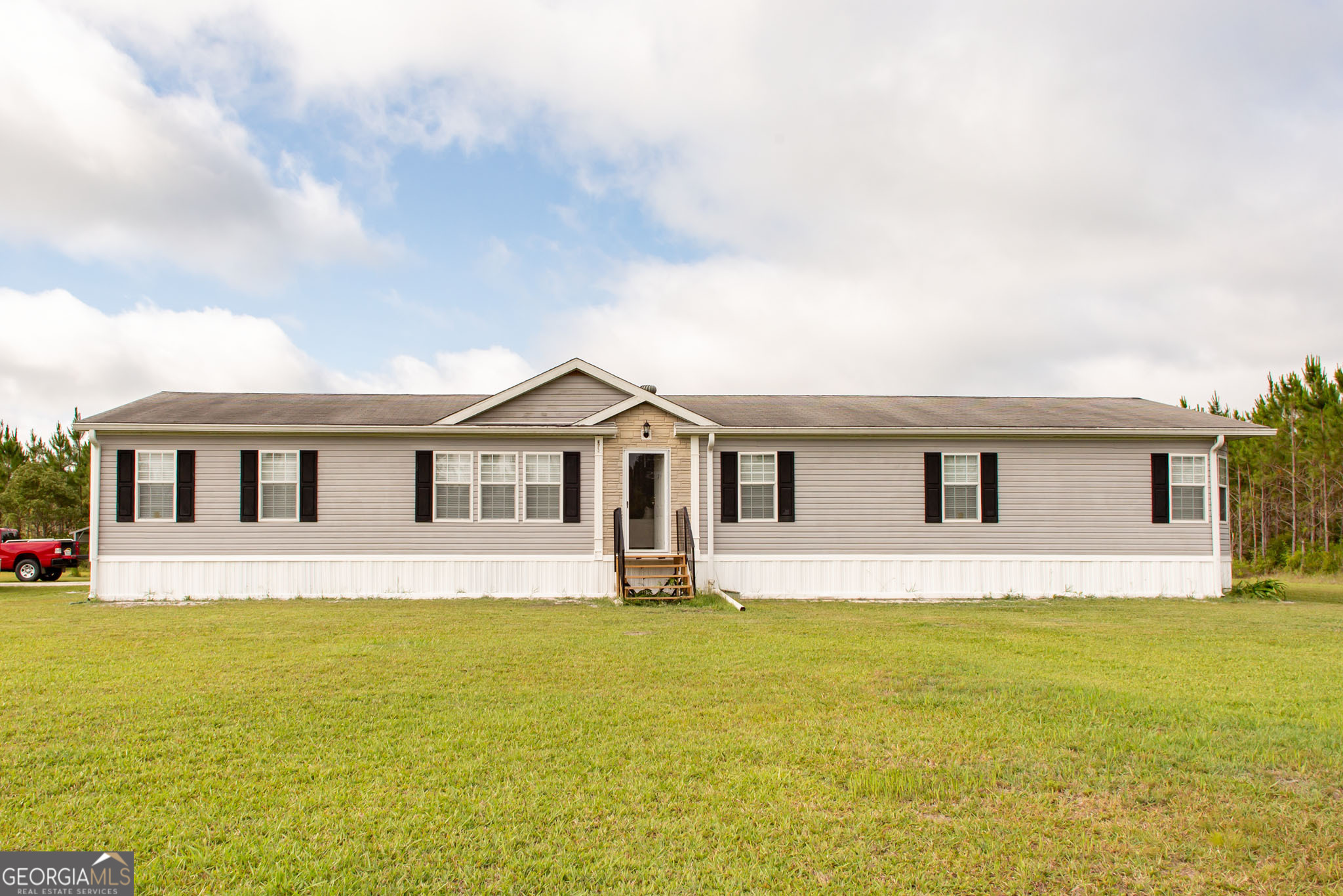 301 Elmer Thrift RD