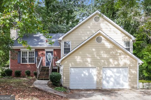 Photo of 3168 Rock Creek Drive, Rex, GA 30273 (MLS # 10629093)